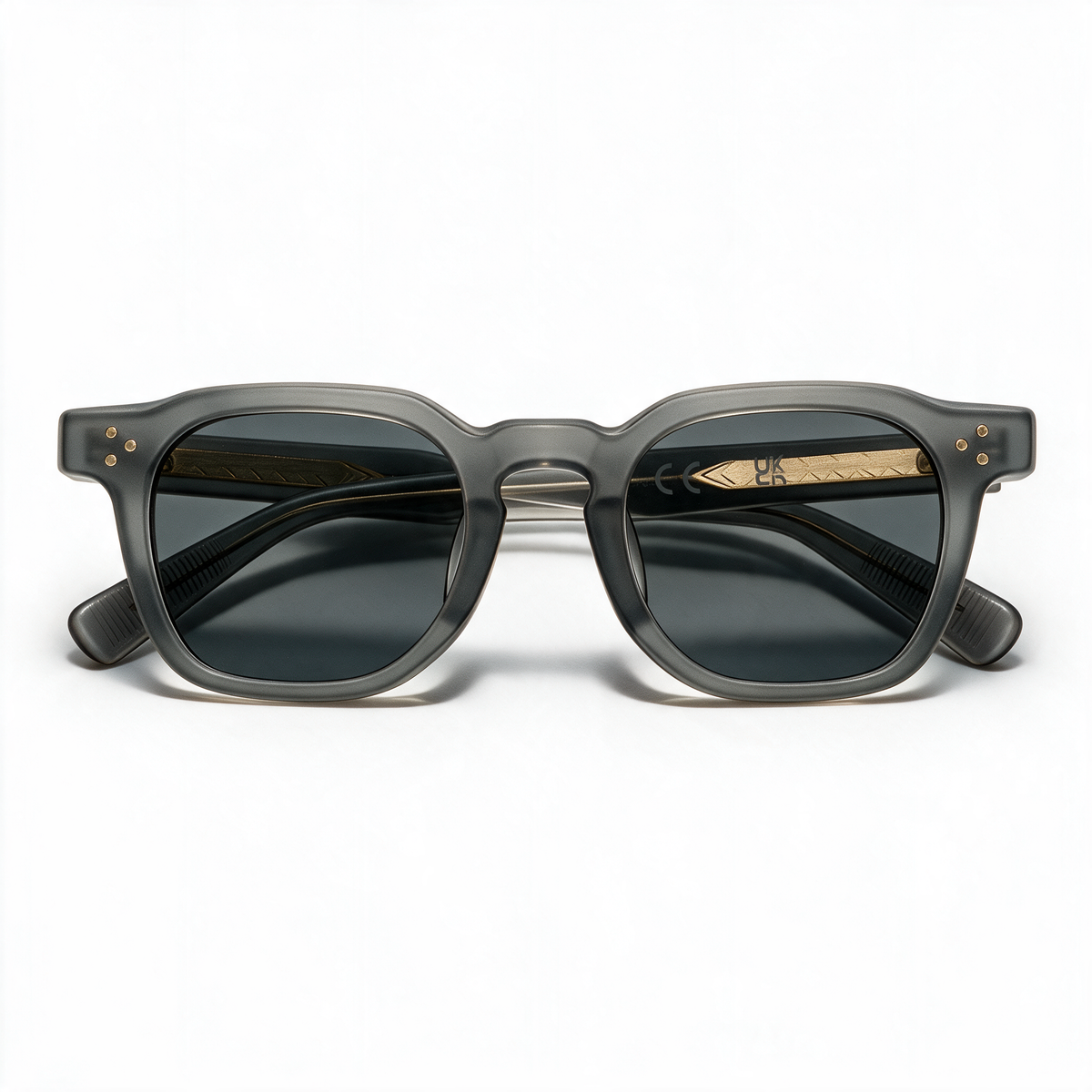 Timeless Retro Mason